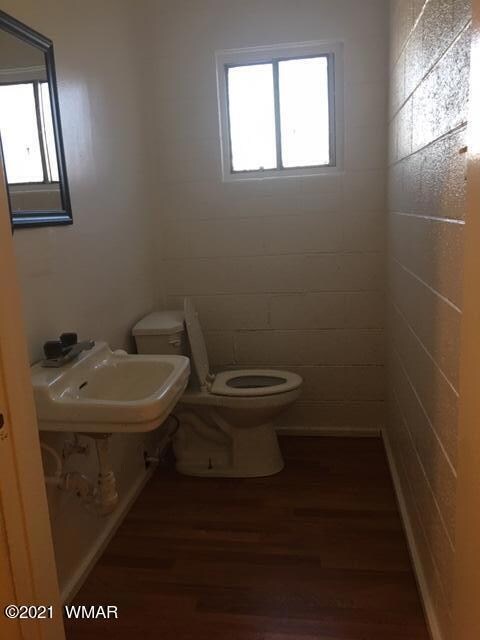 1004 N Williamson Ave, Winslow, AZ 86047 - photo 7