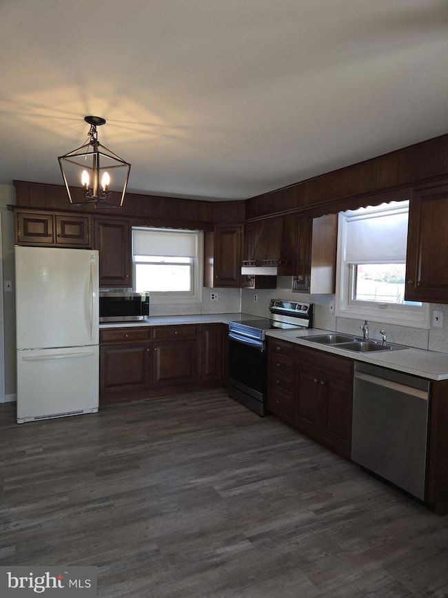 612 S Chapel St, Newark, DE 19713 - photo 2