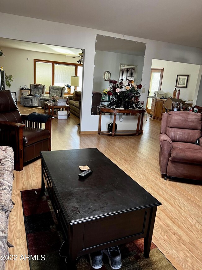 C2746C54-7298-4EA2-9730-D12B4868A124_1_2