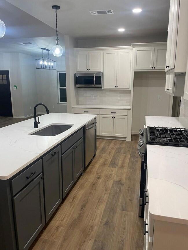 1942 Beaty Rd, San Angelo, TX 76904 - photo 6