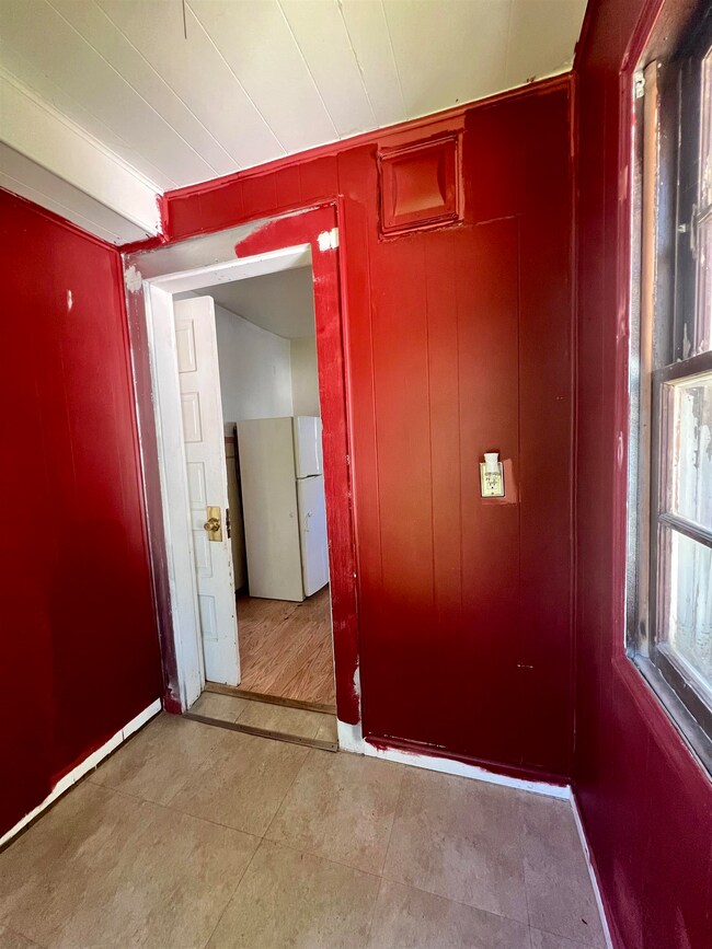 1726 Sheridan St, Madison, WI 53704 - photo 6