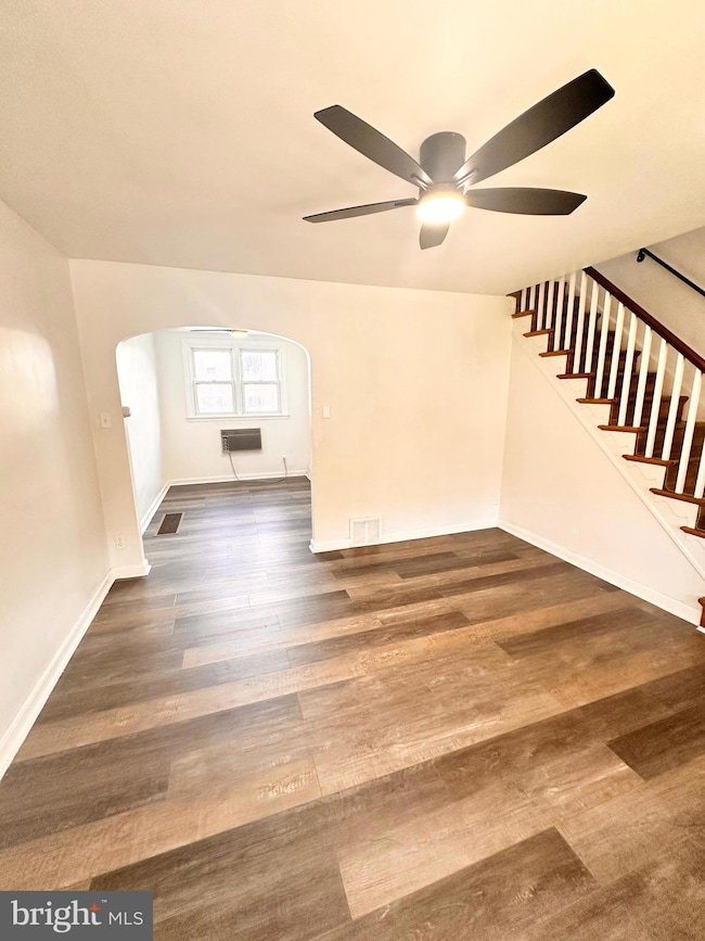 4615 Weymouth St, Philadelphia, PA 19120 - photo 3