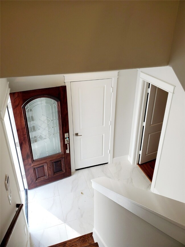 718 Link Rd, Houston, TX 77009 - photo 5