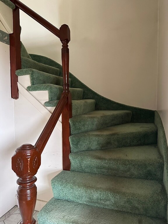 8 Hancock St, Melrose, MA 02176 - photo 6