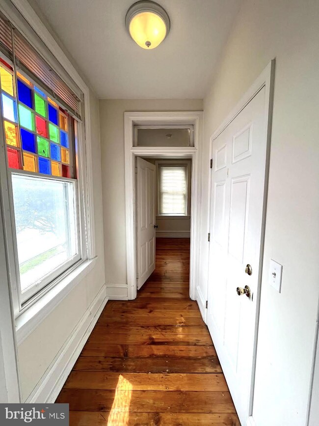 130 E 7th Ave unit 2, Conshohocken, PA 19428 - photo 2