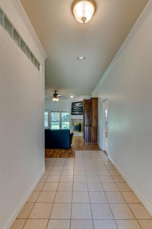 9116 Trail Wood Dr, North Richland Hills, TX 76182 - photo 4