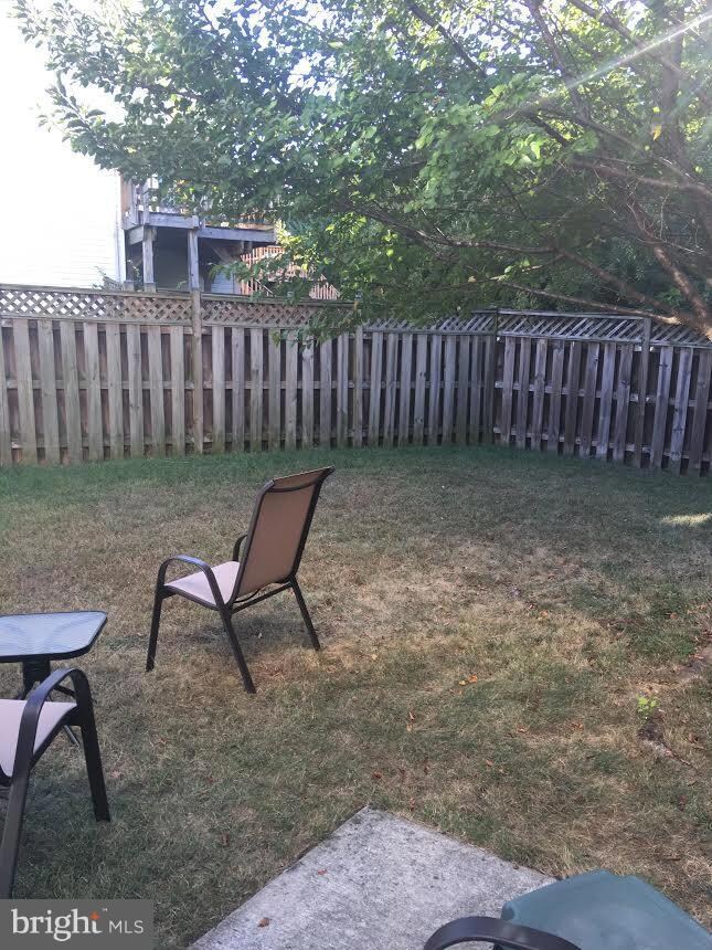 1901 Crossing Stone Ct, Frederick, MD 21702 - photo 3