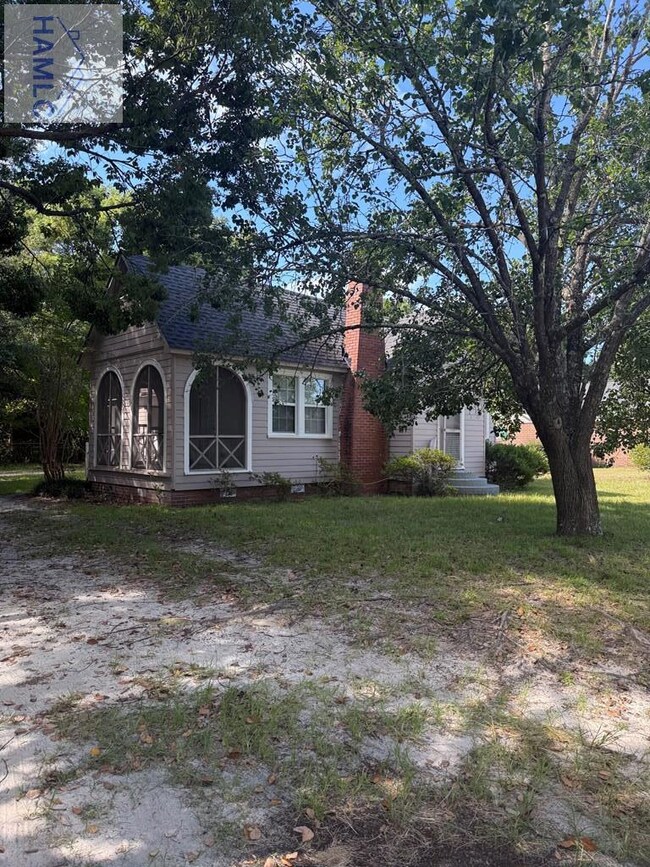 147 S Elm St, Jesup, GA 31546 - photo 3