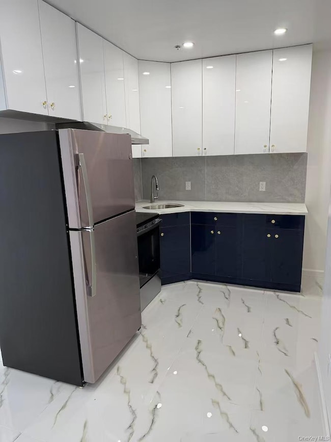 86-05 Britton Ave unit Fl 2, Elmhurst, NY 11373 - photo 3