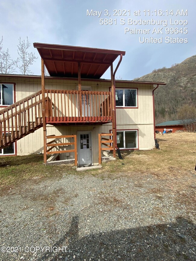 5881 S Bodenburg Loop, Palmer, AK 99645 - photo 3