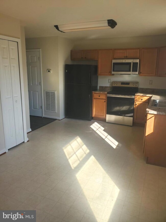 2351 Silver Fox Way, Locust Grove, VA 22508 - photo 7