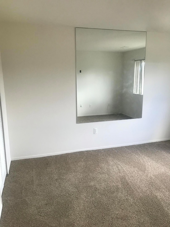 27430 Evergreen Rd unit 36, Lathrup Village, MI 48076 - photo 7