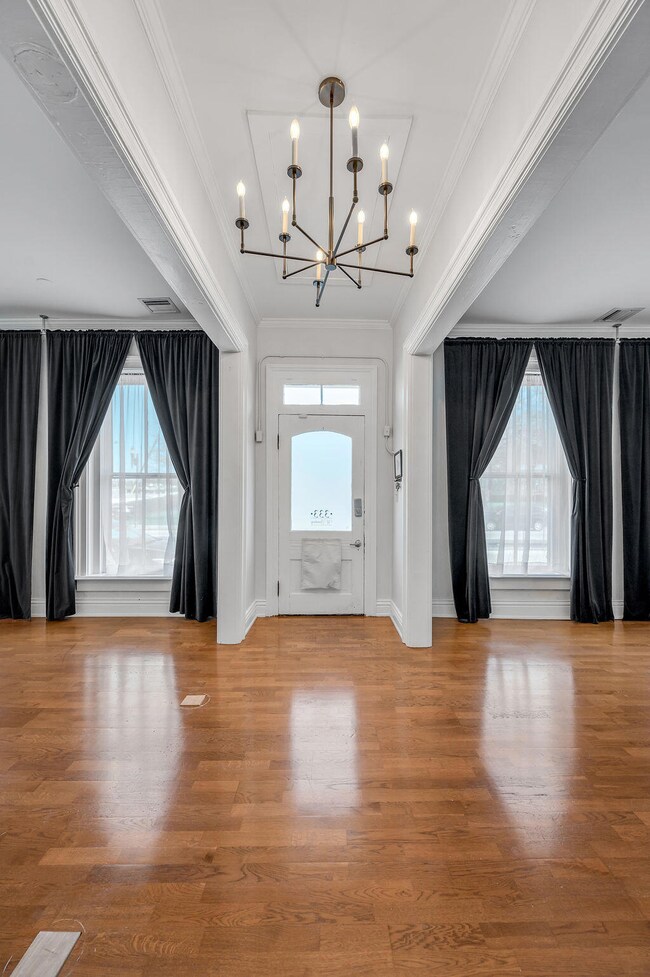 333 W Broadway St, Frankfort, KY 40601 - photo 3