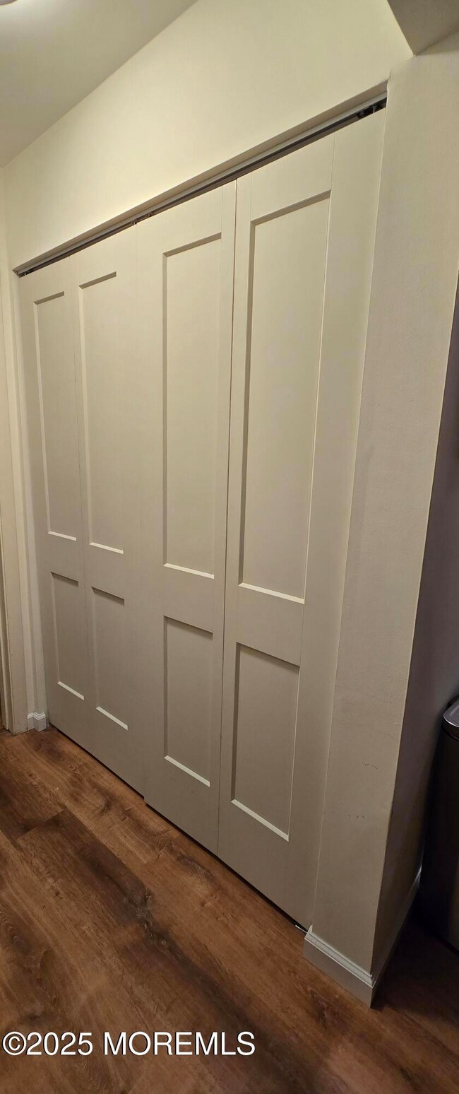 80 Bradford Ct unit 80, Matawan, NJ 07747 - photo 5