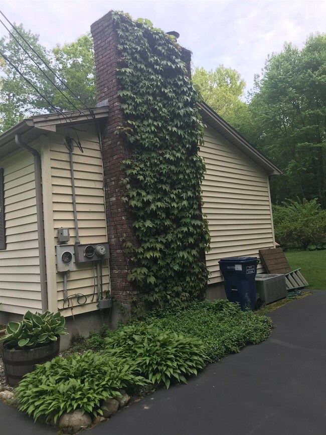 25 Brook Rd, Litchfield, NH 03052 - photo 4