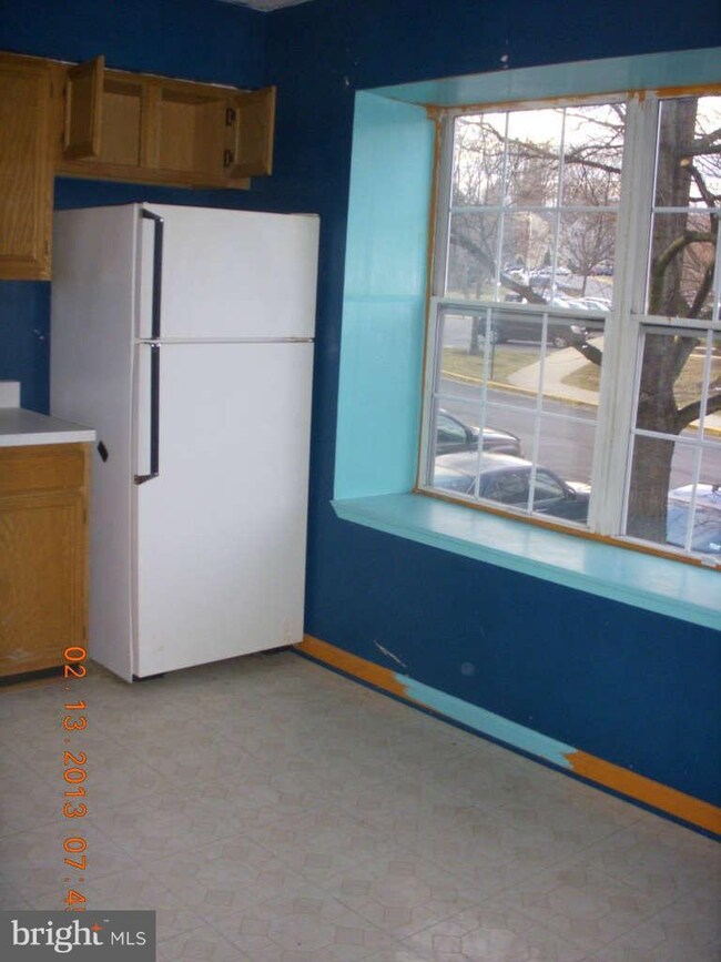 7260 Mahogany Dr, Hyattsville, MD 20785 - photo 4