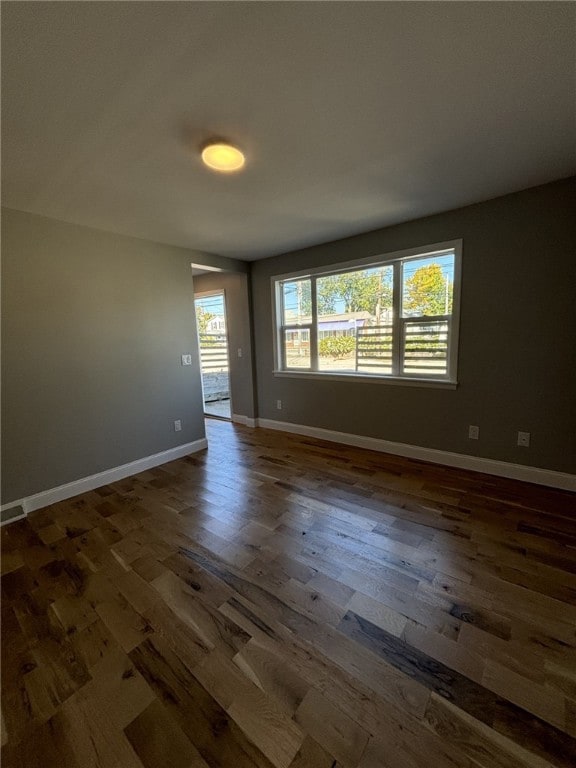 865 W Shore Rd, Warwick, RI 02889 - photo 4