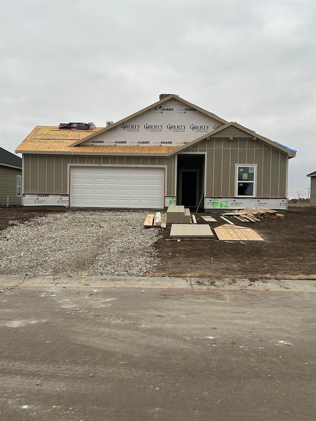 1562 N Emerald Valley Dr, Mulvane, KS 67110 - photo 2