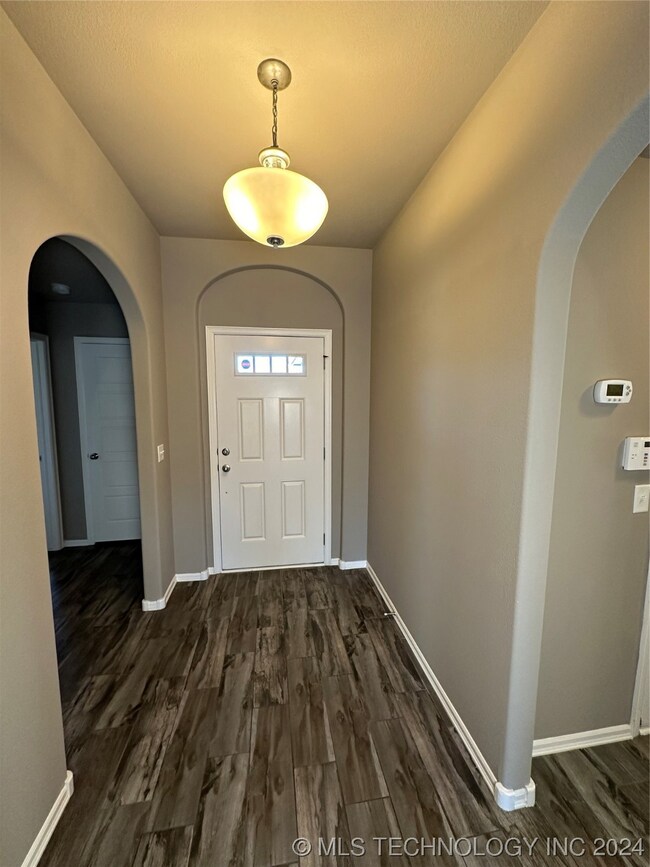 7217 S Nyssa Ave, Broken Arrow, OK 74011 - photo 5