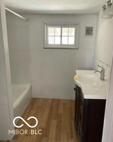 635 W Pearl St, Union City, IN 47390 - photo 6