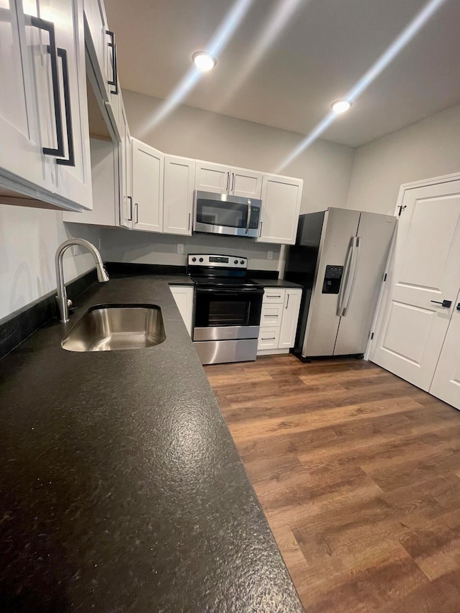 1BEDKITCHEN2