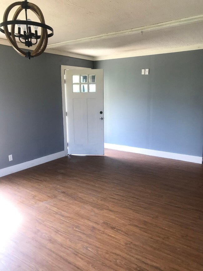 6856 Fords Mill Rd, Versailles, KY 40383 - photo 4