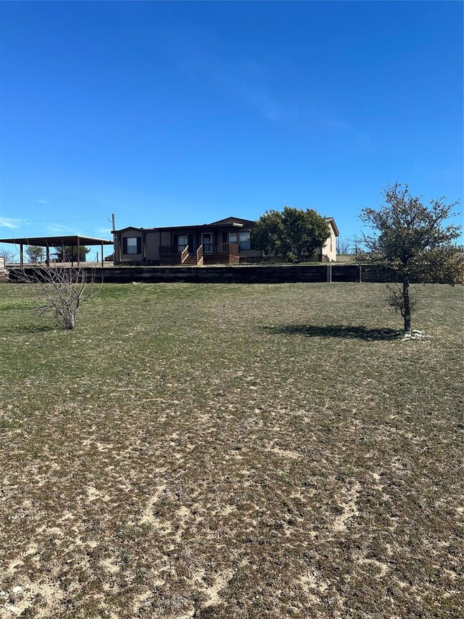 313 Rising View Ct, Weatherford, TX 76085 - photo 5