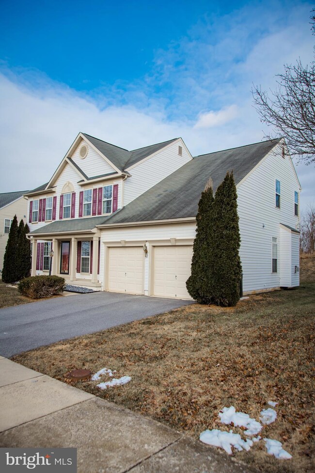 12443 Fallen Timbers Cir, Hagerstown, MD 21740 - photo 3