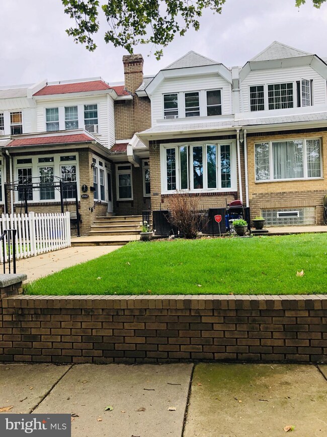 3510 Oakmont St, Philadelphia, PA 19136 - photo 2