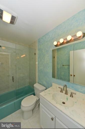 2619 Woodley Place, Falls Church, VA 22046 - photo 7