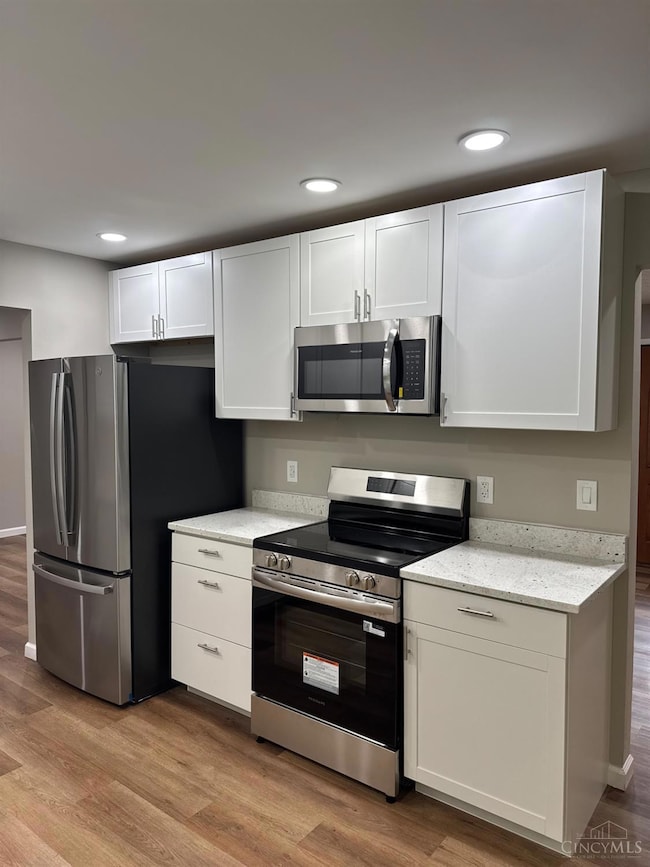 8749 Monticello Dr, West Chester, OH 45069 - photo 7