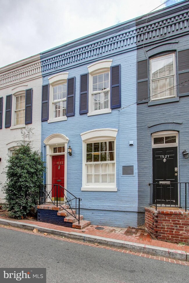 1523 27th St NW, Washington, DC 20007 - photo 2
