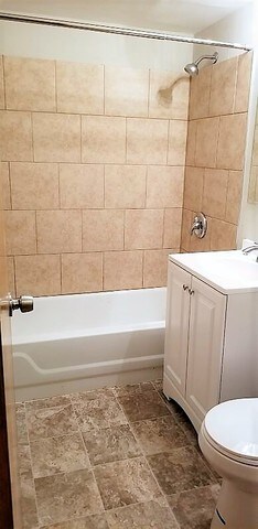 674 E Algonquin Rd, Des Plaines, IL 60016 - photo 3