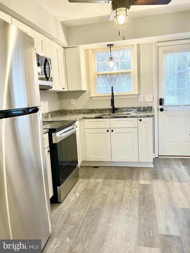 3838 9th St, North Beach, MD 20714 - photo 2