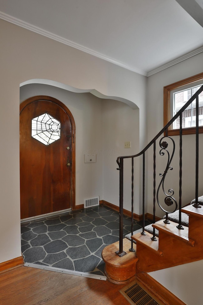 3096 Ellis Place, Columbus, OH 43204 - photo 4