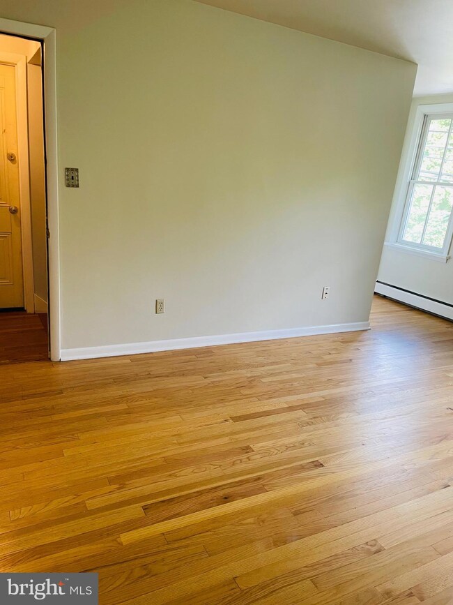 1452 Old Ridge Rd, Pottstown, PA 19465 - photo 4