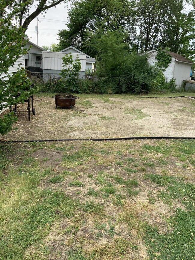 506 Albert Ave, Sturgis, MI 49091 - photo 6