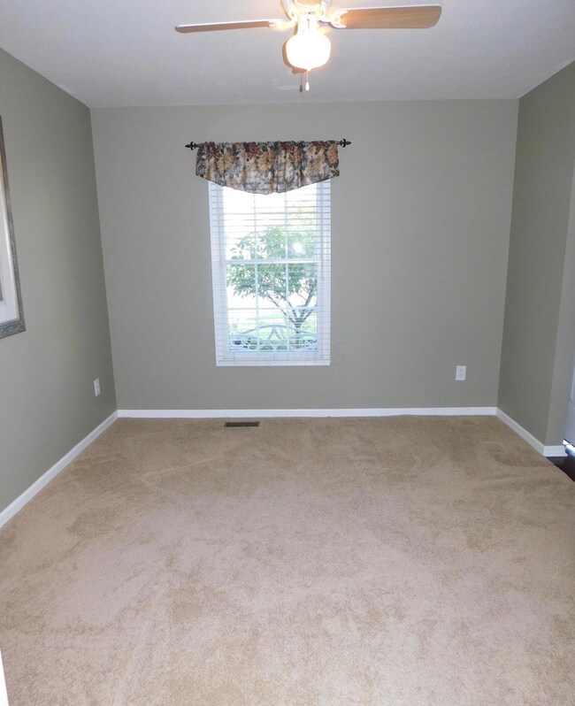 4813 Sinsidee Ct, Columbus, OH 43228 - photo 6