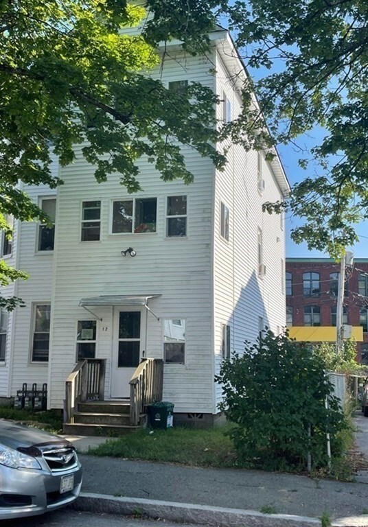 12 Ives St, Worcester, MA 01603 - photo 2