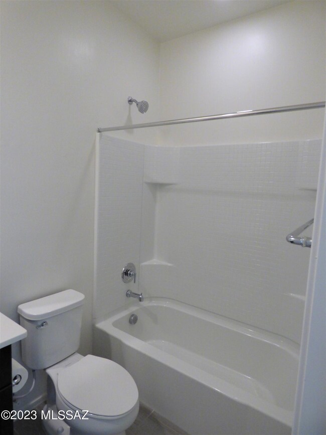 14043 E Golden Oaks Rd, Vail, AZ 85641 - photo 6