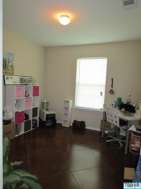 407 Chrislyn Dr, Troy, TX 76579 - photo 4