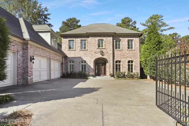 4025 Ridgewood Rd Jackson MS 39211 MLS# 4062288 Homes com 4025 Ridgewood Rd Jackson MS 39211 MLS# 4062288 Homes com