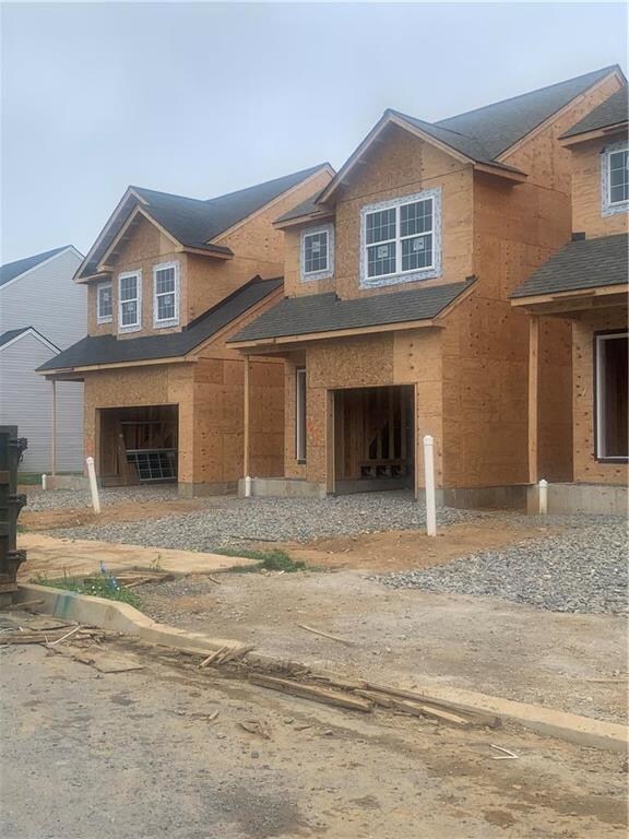 3176 Huntington Ln unit 8, Stockrtwn Township, PA 18040 - photo 3