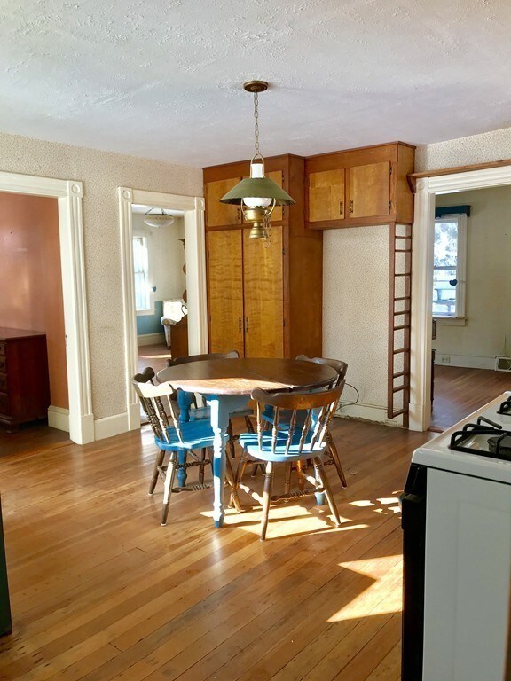 902 Glendale Rd, Wilbraham, MA 01095 - photo 7