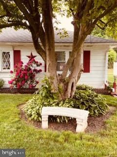 3321 Cambridge Cir, Allentown, PA 18104 - photo 4