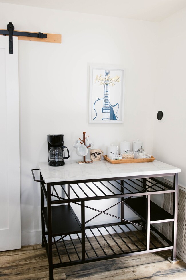 709 S 12th St, Nashville, TN 37206 - photo 7