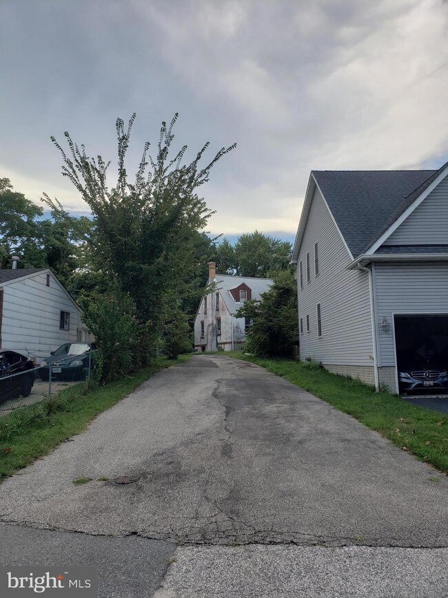 7626 3rd Ave, Glen Burnie, MD 21060 - photo 5