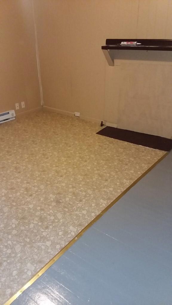 Living Room Pre Tenant