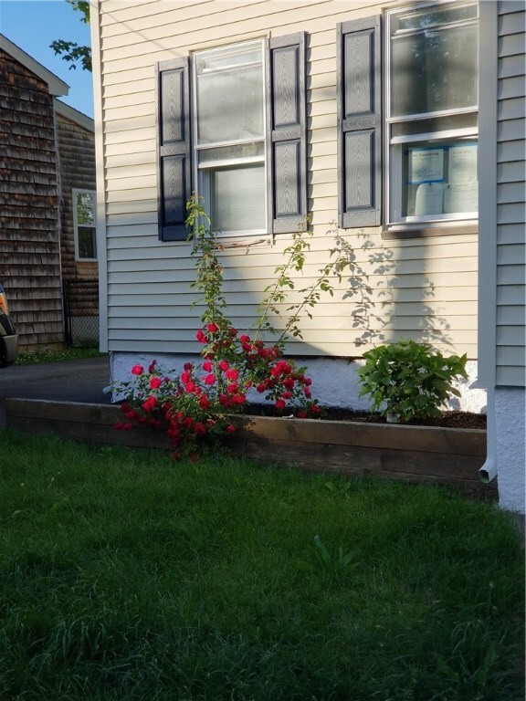 317 Summer St, Woonsocket, RI 02895 - photo 4