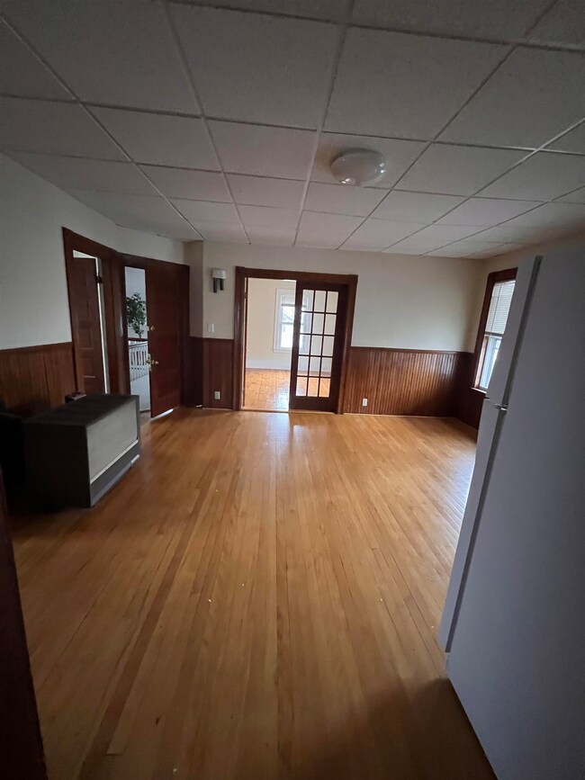 198 Alsace St unit 3, Manchester, NH 03102 - photo 6